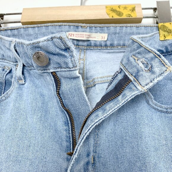 Levi's High Rise Skinny Jeans (721) - Picture 3 of 7